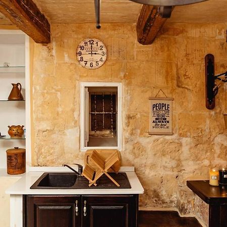 Enchanting 2Bdr Townhouse In Valletta Centre! Luaran gambar