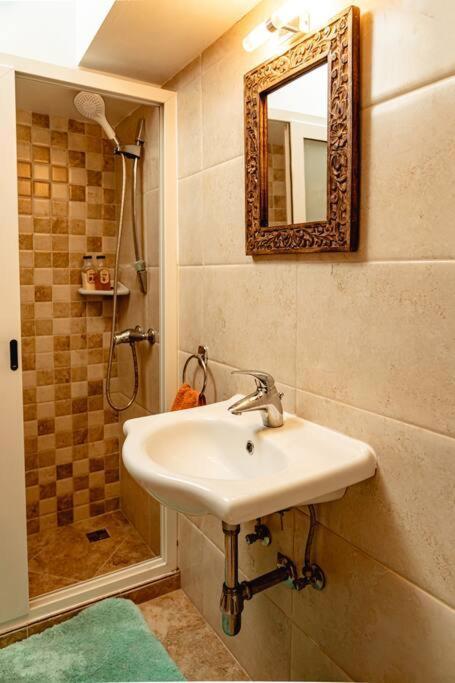 Enchanting 2Bdr Townhouse In Valletta Centre! Luaran gambar