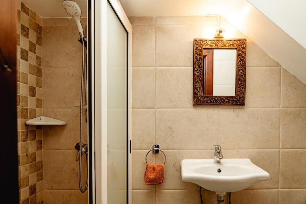 Enchanting 2Bdr Townhouse In Valletta Centre! Luaran gambar